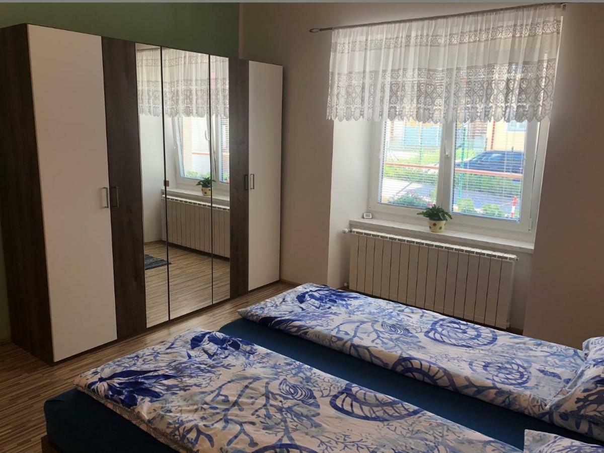 Apartma Mahnic Postojna Zewnętrze zdjęcie